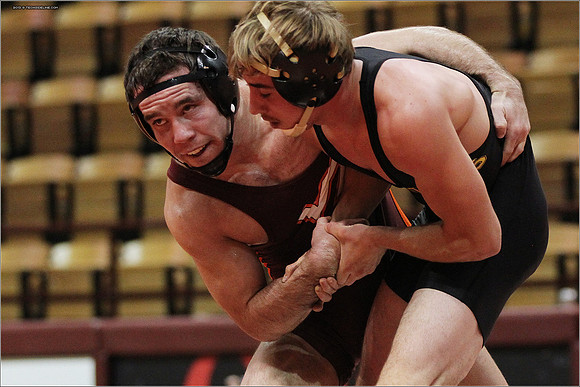 2013.11.17. Wrestling. Manchester at VT