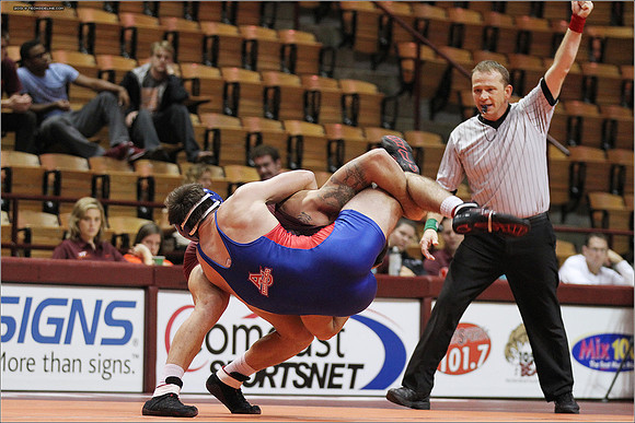 2013.11.17. Wrestling. American at VT