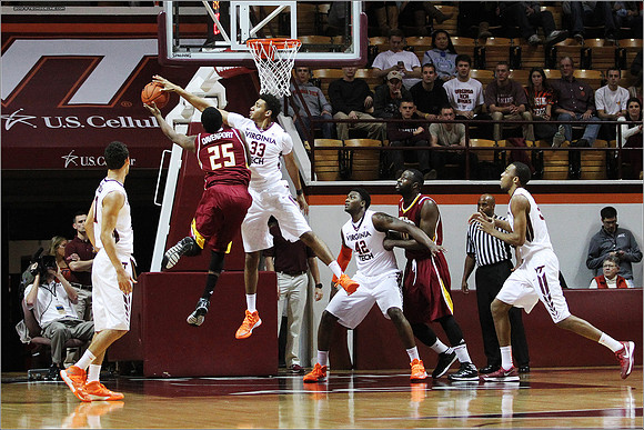 2013.12.03. Winthrop at VT
