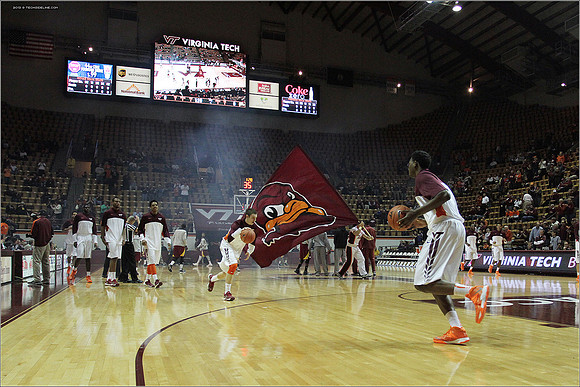 2013.12.03. Winthrop at VT