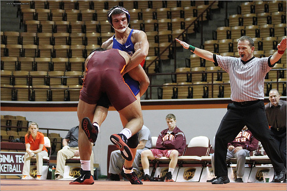 2013.11.17. Wrestling. American at VT