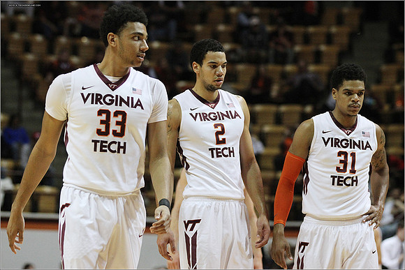 2013.12.03. Winthrop at VT