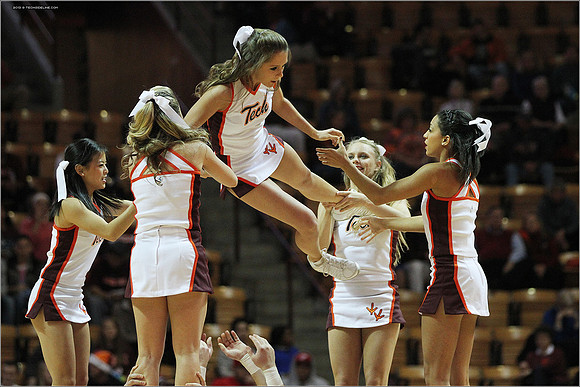 2013.12.03. Winthrop at VT