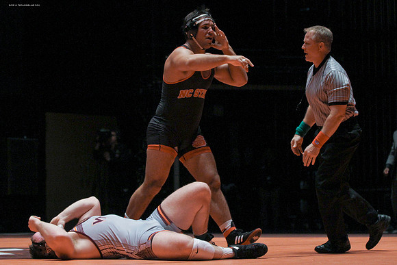 2015.02.08. Wrestling. NCSU at VT