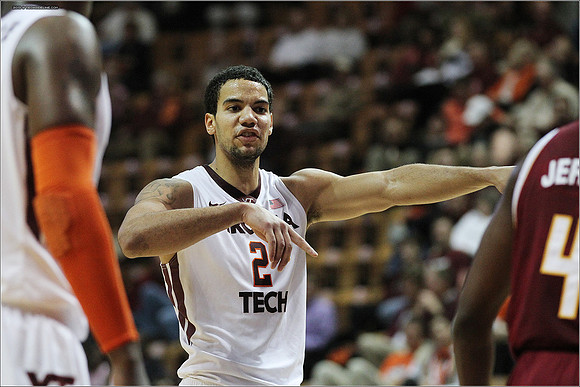 2013.12.03. Winthrop at VT