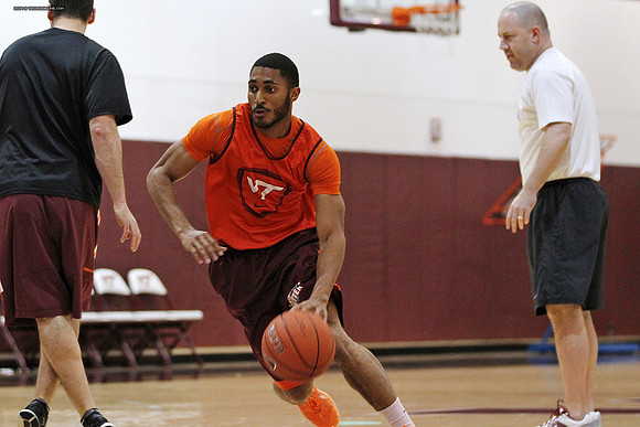 2014.11.05. VT Men Basketball Team Practice.