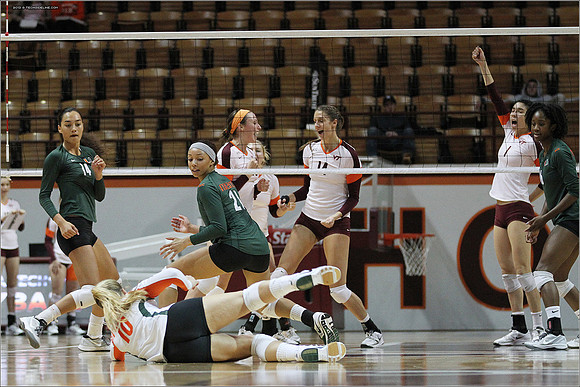 2013.11.08. Miami FL at VT. Volleyball.