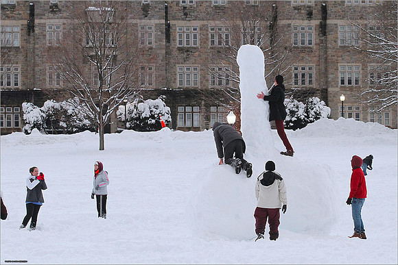 Snow on Campus. Virginia Tech.
