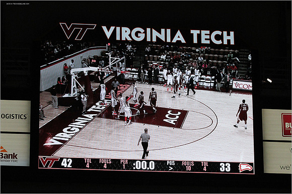 2013.12.03. Winthrop at VT