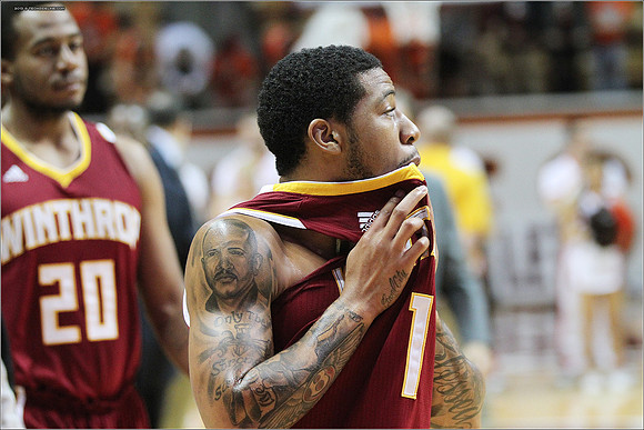 2013.12.03. Winthrop at VT