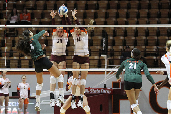 2013.11.08. Miami FL at VT. Volleyball.