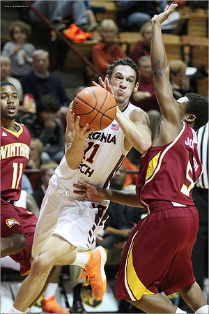 2013.12.03. Winthrop at VT
