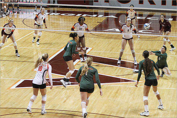 2013.11.08. Miami FL at VT. Volleyball.