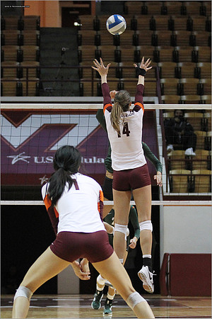 2013.11.08. Miami FL at VT. Volleyball.