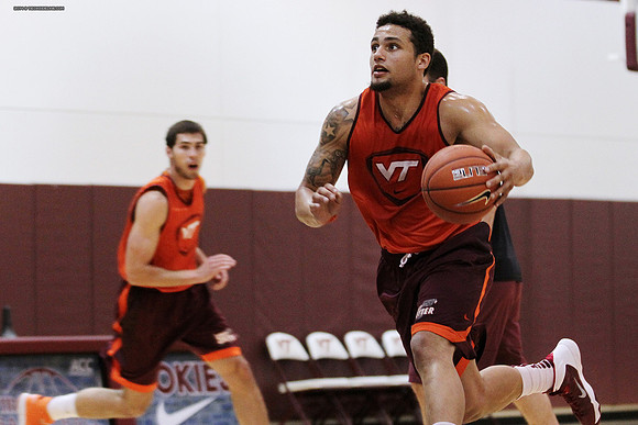2014.11.05. VT Men Basketball Team Practice.