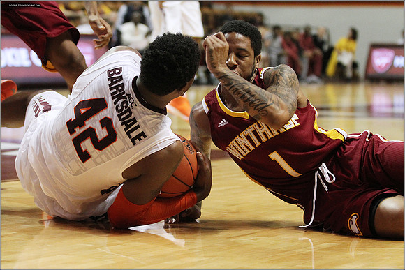 2013.12.03. Winthrop at VT