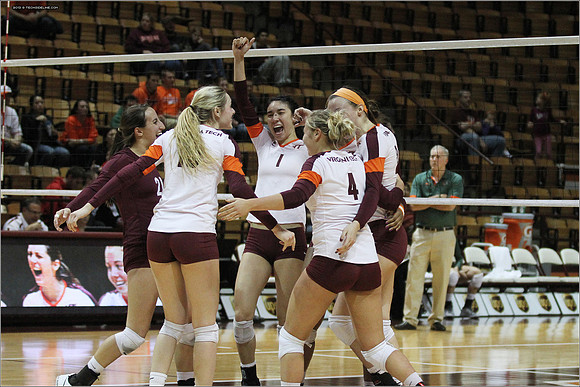 2013.11.08. Miami FL at VT. Volleyball.