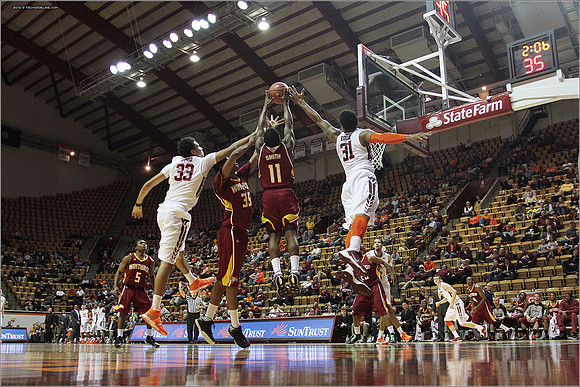2013.12.03. Winthrop at VT