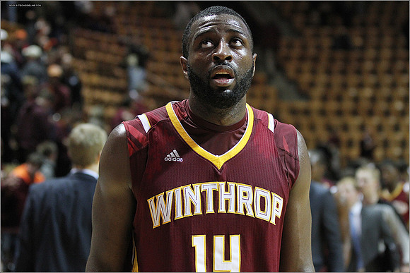 2013.12.03. Winthrop at VT
