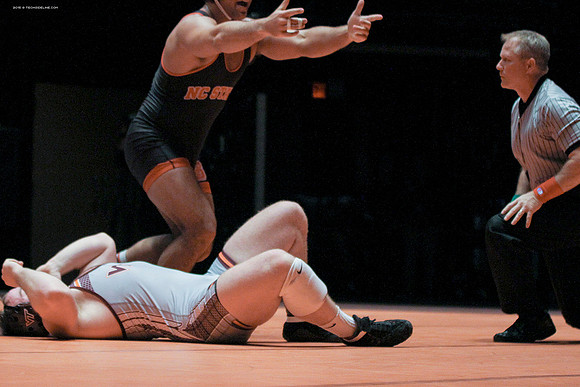 2015.02.08. Wrestling. NCSU at VT
