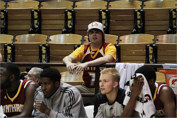 2013.12.03. Winthrop at VT