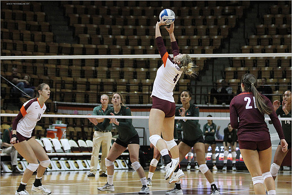 2013.11.08. Miami FL at VT. Volleyball.