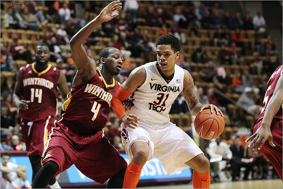 2013.12.03. Winthrop at VT