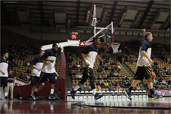 2013.11.12. WVU at VT