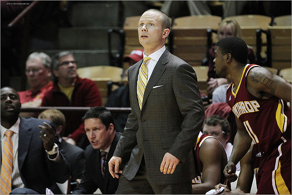 2013.12.03. Winthrop at VT