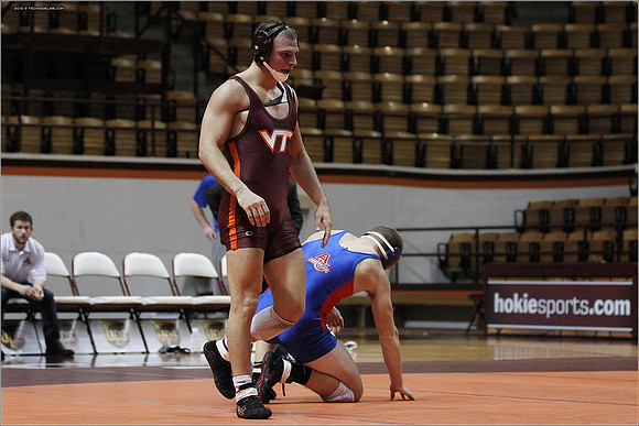 2013.11.17. Wrestling. American at VT