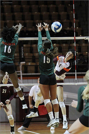 2013.11.08. Miami FL at VT. Volleyball.