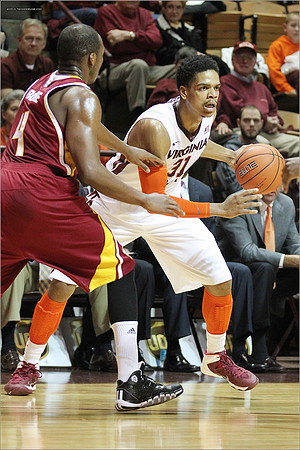 2013.12.03. Winthrop at VT