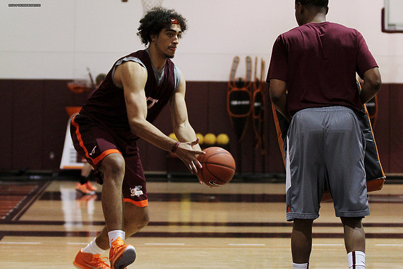2014.11.05. VT Men Basketball Team Practice.
