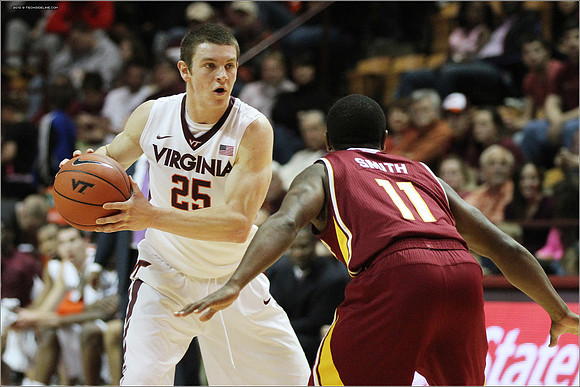 2013.12.03. Winthrop at VT