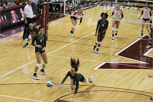 2013.11.08. Miami FL at VT. Volleyball.